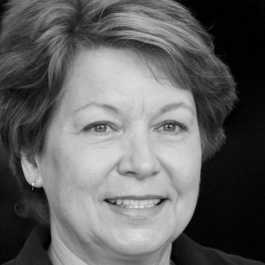 Sarah Weber - Spezialistin für Finanzierungsstrategien und Investorenbeziehungen